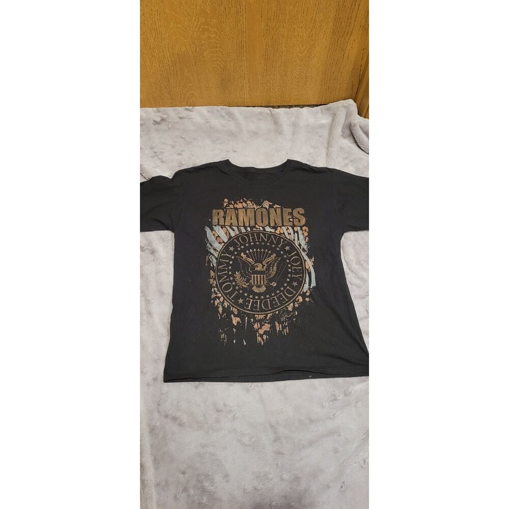 Ramones Band T-shirt Womens Small Black Distressed Graphic Punk Rock Logo Tee